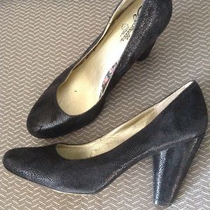 SEYCHELLES black leather cone heel pumps 10